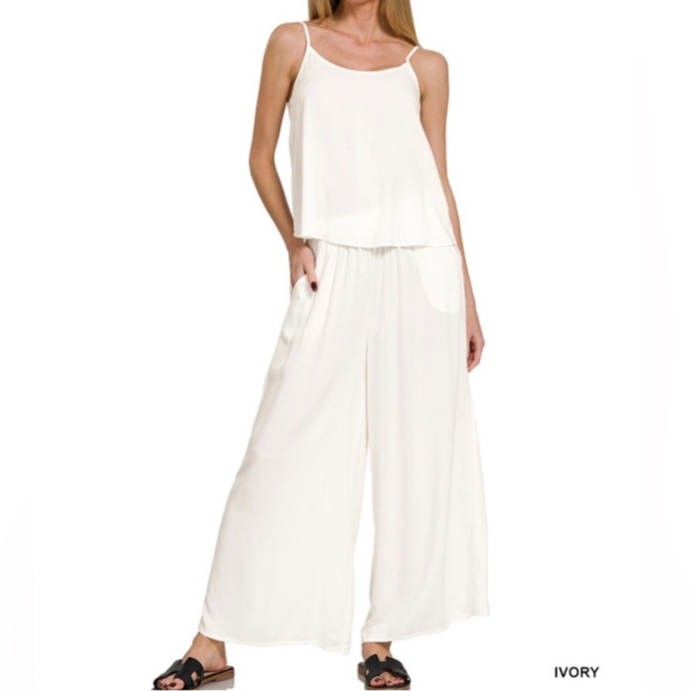 🟠NWT ZENANA Cami and Pants Set in Ivory